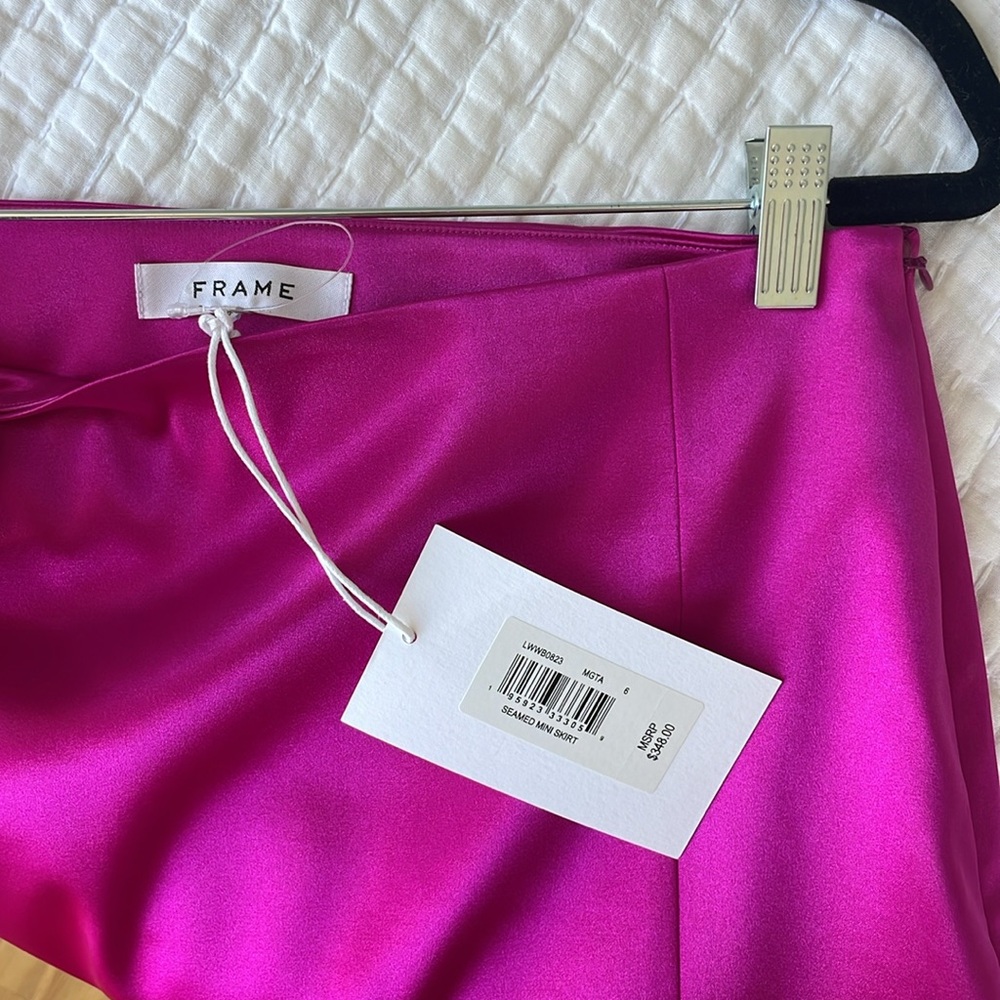 NWT Frame, Seamed Mini Skirt, 6, Silk, Magenta, Unworn - Picture 5 of 5